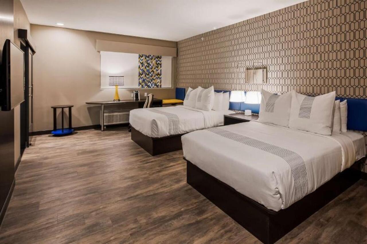 Glo Best Western Tulsa-Catoosa East Route 66 Екстериор снимка