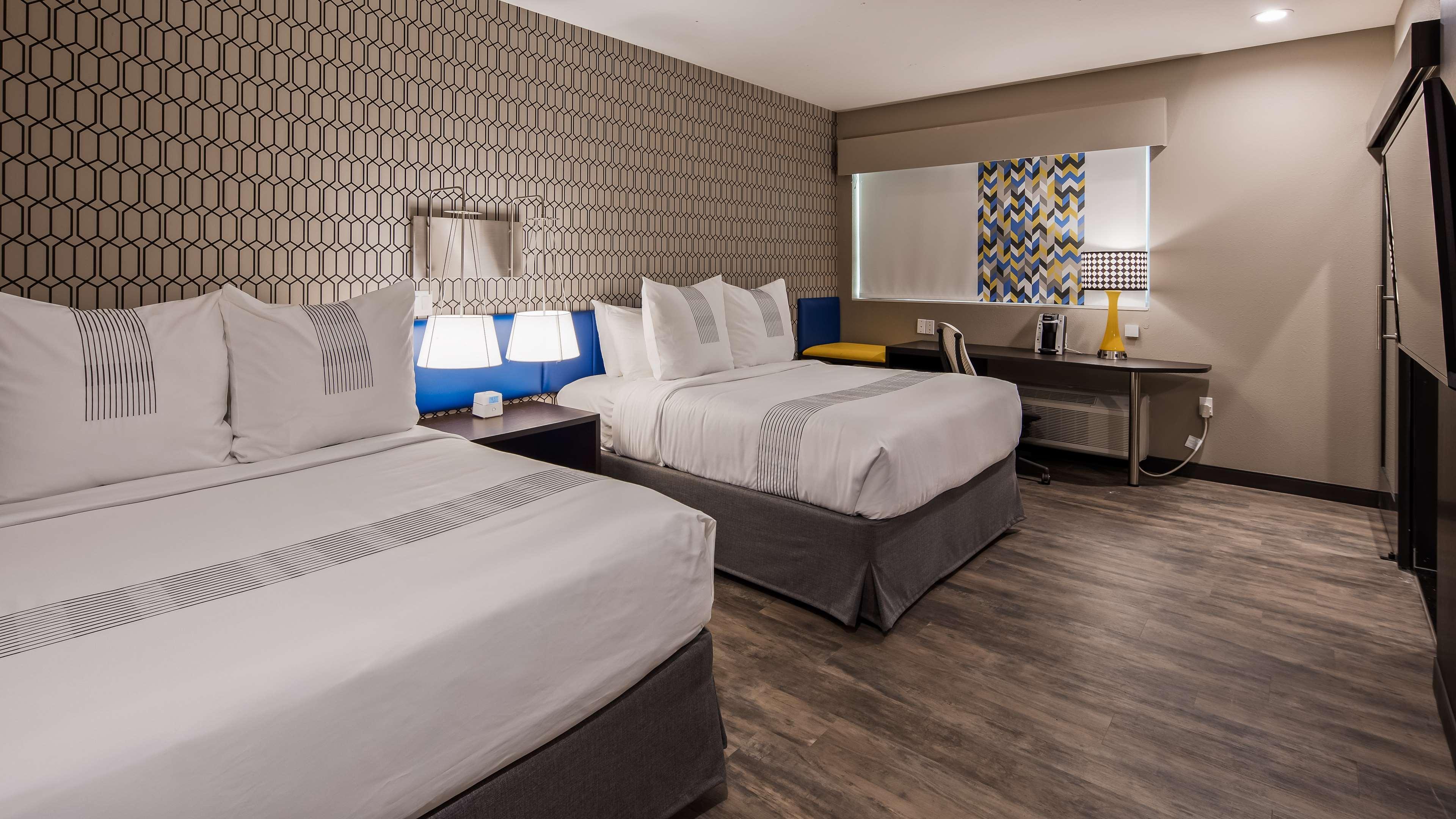 Glo Best Western Tulsa-Catoosa East Route 66 Екстериор снимка